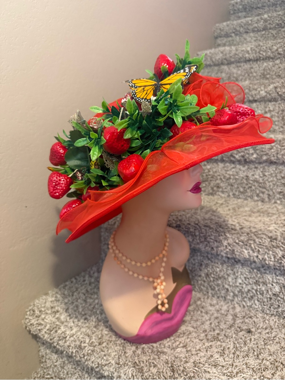 Strawberry fields hat